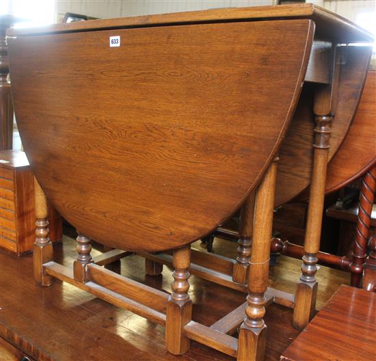 1920s oak oval topped gateleg dining table, 3ft(-)